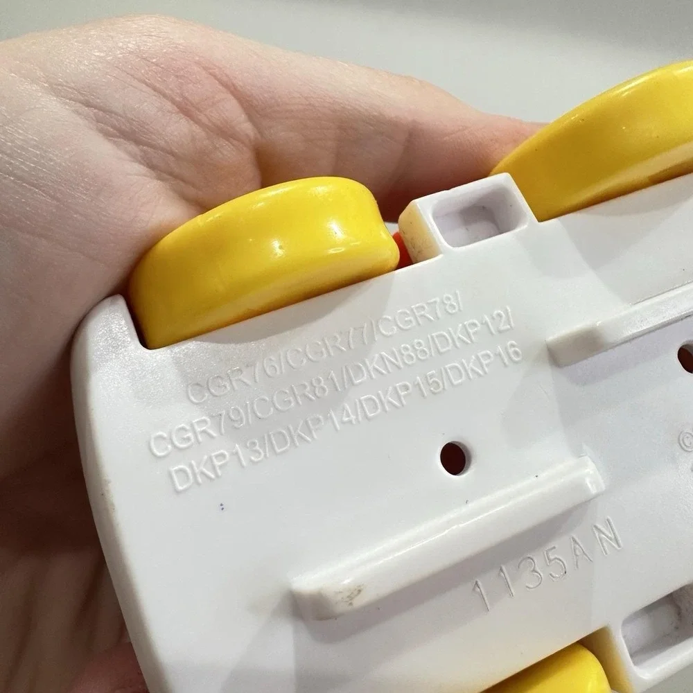 2014 Fisher Price Puppy Fire Engine Toy‎ Car 4